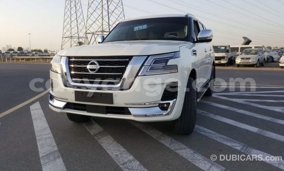 Acheter Import Voiture Nissan Patrol Blanc à Import - Dubai, Namibie Acheter Import Voiture Nissan Patrol Blanc à Import - Dubai, Namibie