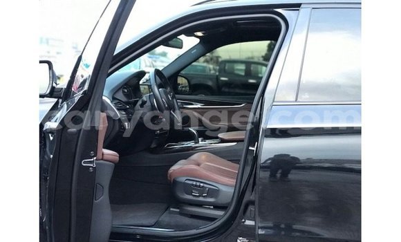 Acheter Import Voiture BMW X5 Noir à Import - Dubai, Namibie Acheter Import Voiture BMW X5 Noir à Import - Dubai, Namibie