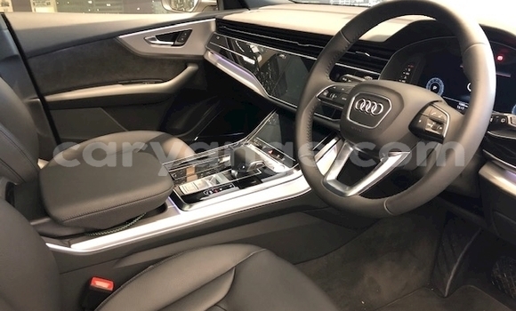 Acheter Occasion Voiture Audi Q8 Gris à Karasburg, Karas Acheter Occasion Voiture Audi Q8 Gris à Karasburg, Karas