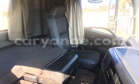 Acheter Occasion Utilitaire Hino Ranger Blanc à Grootfontein, Namibie Acheter Occasion Utilitaire Hino Ranger Blanc à Grootfontein, Namibie