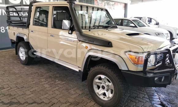 Buy Used Toyota Land Cruiser Beige Car in Grootfontein in Namibia Buy Used Toyota Land Cruiser Beige Car in Grootfontein in Namibia