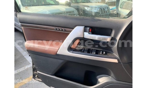 Buy Import Toyota Land Cruiser Black Car in Import - Dubai in Namibia Buy Import Toyota Land Cruiser Black Car in Import - Dubai in Namibia