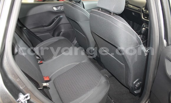 Acheter Occasion Voiture Ford Fiesta Rouge à Karasburg, Karas Acheter Occasion Voiture Ford Fiesta Rouge à Karasburg, Karas