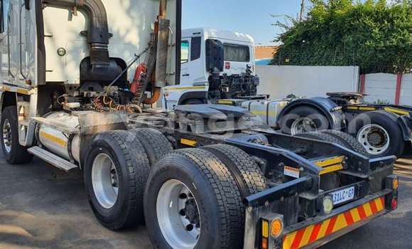 Acheter Occasion Utilitaire Caterpillar 120 Blanc à Karasburg, Karas Acheter Occasion Utilitaire Caterpillar 120 Blanc à Karasburg, Karas