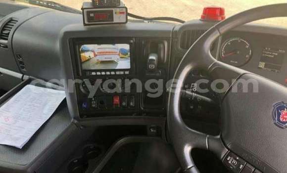 Acheter Occasion Utilitaire Scania R420 Blanc à Grootfontein, Namibie Acheter Occasion Utilitaire Scania R420 Blanc à Grootfontein, Namibie