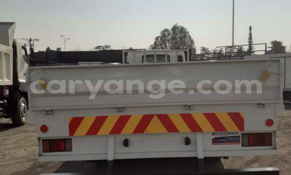 Buy Used Isuzu FTR 850 White Truck in Gobabis in Omaheke Buy Used Isuzu FTR 850 White Truck in Gobabis in Omaheke