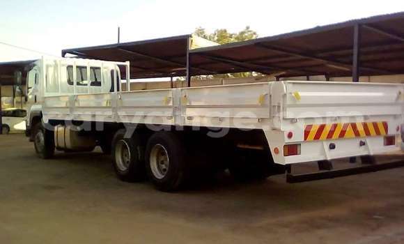 Buy Used Isuzu FTR 850 White Truck in Gobabis in Omaheke Buy Used Isuzu FTR 850 White Truck in Gobabis in Omaheke