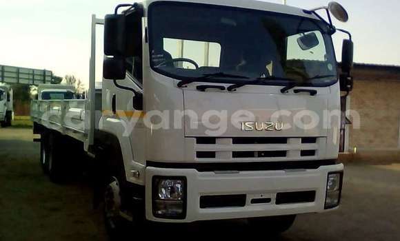 Buy Used Isuzu FTR 850 White Truck in Gobabis in Omaheke Buy Used Isuzu FTR 850 White Truck in Gobabis in Omaheke