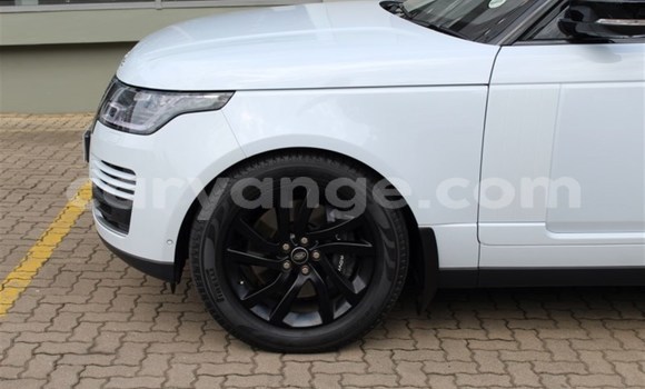 Acheter Occasion Voiture Land Rover Range Rover Blanc à Karasburg, Karas Acheter Occasion Voiture Land Rover Range Rover Blanc à Karasburg, Karas