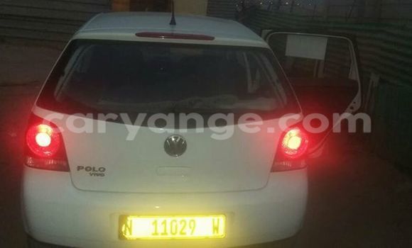 Acheter Occasion Voiture Volkswagen Polo Sedan Blanc à Windhoek, Namibie Acheter Occasion Voiture Volkswagen Polo Sedan Blanc à Windhoek, Namibie