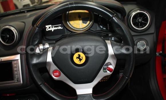 Acheter Occasion Voiture Ferrari California Rouge à Windhoek, Namibie Acheter Occasion Voiture Ferrari California Rouge à Windhoek, Namibie