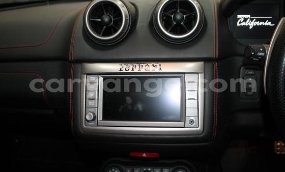 Acheter Occasion Voiture Ferrari California Rouge à Windhoek, Namibie Acheter Occasion Voiture Ferrari California Rouge à Windhoek, Namibie