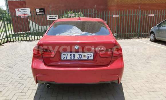 Acheter Occasion Voiture BMW 3200 Rouge à Windhoek, Namibie Acheter Occasion Voiture BMW 3200 Rouge à Windhoek, Namibie