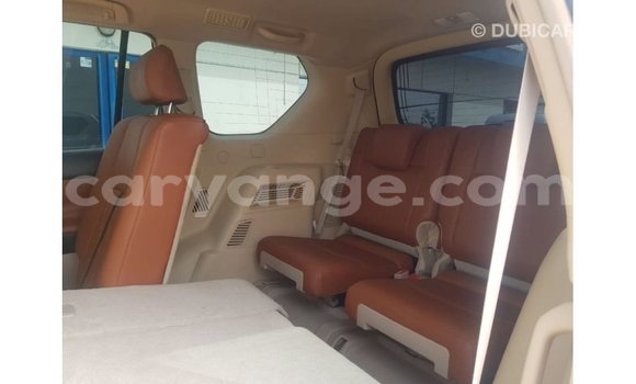 Buy Import Toyota Land Cruiser White Car in Import - Dubai in Namibia Buy Import Toyota Land Cruiser White Car in Import - Dubai in Namibia