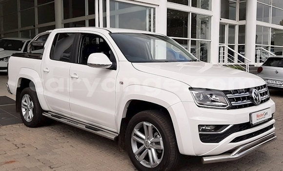 Acheter Occasion Voiture Volkswagen Amarok Blanc à Karasburg, Karas Acheter Occasion Voiture Volkswagen Amarok Blanc à Karasburg, Karas