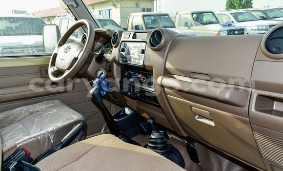Buy Import Toyota Land Cruiser Beige Car in Import - Dubai in Namibia Buy Import Toyota Land Cruiser Beige Car in Import - Dubai in Namibia