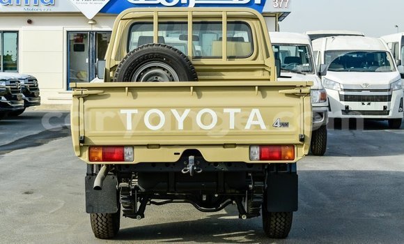 Buy Import Toyota Land Cruiser Beige Car in Import - Dubai in Namibia Buy Import Toyota Land Cruiser Beige Car in Import - Dubai in Namibia