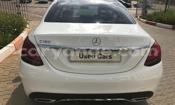 Acheter Occasion Voiture Mercedes-Benz CL–Class Blanc à Windhoek, Namibie Acheter Occasion Voiture Mercedes-Benz CL–Class Blanc à Windhoek, Namibie