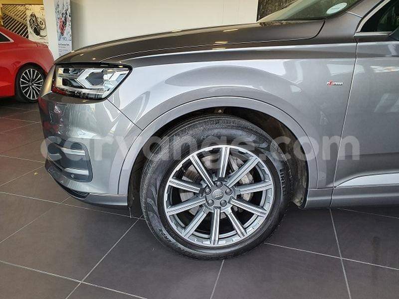 Big with watermark audi q7 namibia windhoek 12119