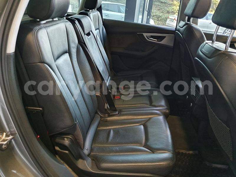 Big with watermark audi q7 namibia windhoek 12119
