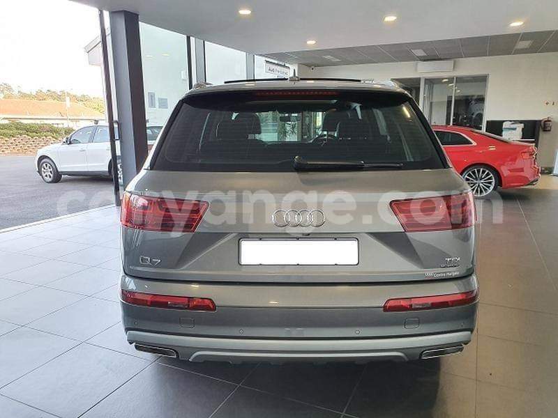 Big with watermark audi q7 namibia windhoek 12119