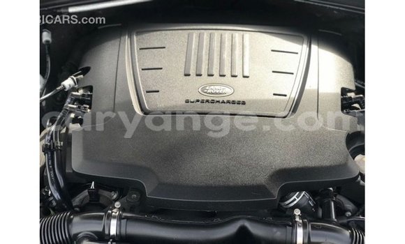 Acheter Import Voiture Land Rover Range Rover Blanc à Import - Dubai, Namibie Acheter Import Voiture Land Rover Range Rover Blanc à Import - Dubai, Namibie