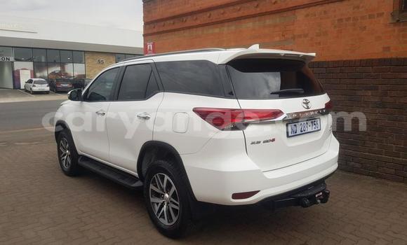 Buy Used Toyota Fortuner White Car in Karasburg in Karas Buy Used Toyota Fortuner White Car in Karasburg in Karas