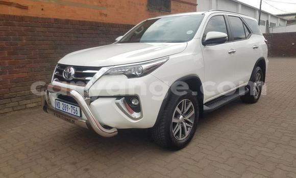 Buy Used Toyota Fortuner White Car in Karasburg in Karas Buy Used Toyota Fortuner White Car in Karasburg in Karas