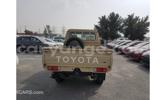 Buy Import Toyota Land Cruiser Beige Car in Import - Dubai in Namibia Buy Import Toyota Land Cruiser Beige Car in Import - Dubai in Namibia