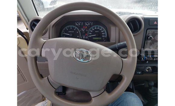 Buy Import Toyota Land Cruiser Beige Car in Import - Dubai in Namibia Buy Import Toyota Land Cruiser Beige Car in Import - Dubai in Namibia