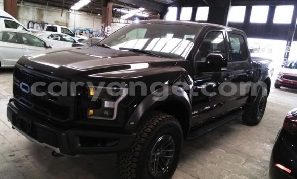 Acheter Import Voiture Ford Club Wagon Noir à Import - Dubai, Namibie Acheter Import Voiture Ford Club Wagon Noir à Import - Dubai, Namibie