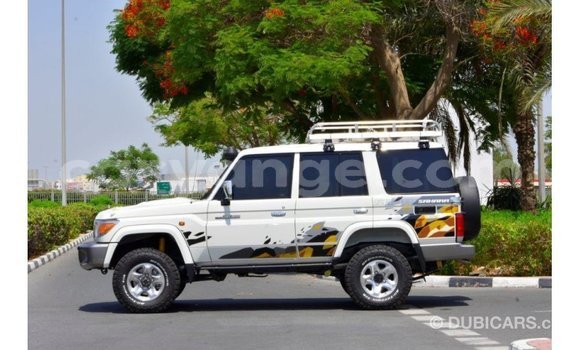 Buy Import Toyota Land Cruiser White Car in Import - Dubai in Namibia Buy Import Toyota Land Cruiser White Car in Import - Dubai in Namibia