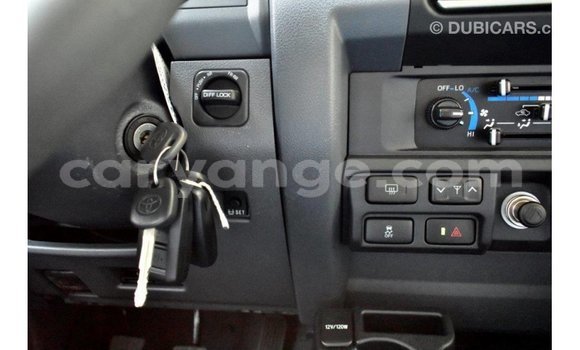 Buy Import Toyota Land Cruiser White Car in Import - Dubai in Namibia Buy Import Toyota Land Cruiser White Car in Import - Dubai in Namibia