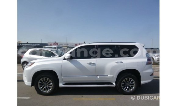 Acheter Import Voiture Lexus GX Blanc à Import - Dubai, Namibie Acheter Import Voiture Lexus GX Blanc à Import - Dubai, Namibie