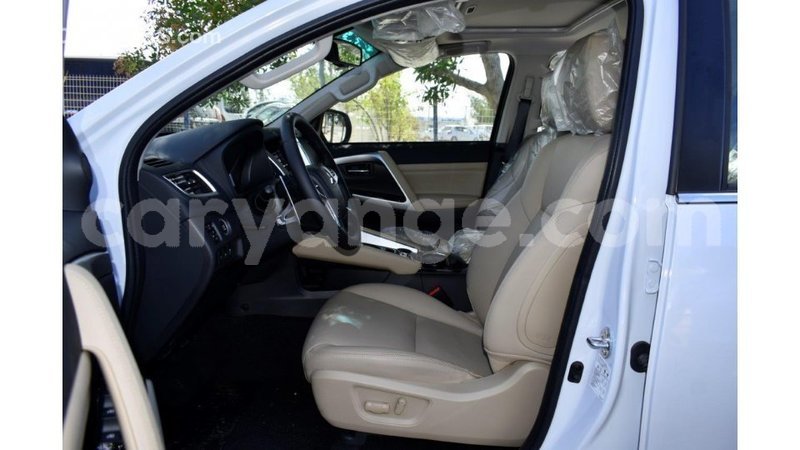 Big with watermark mitsubishi montero namibia import dubai 12209