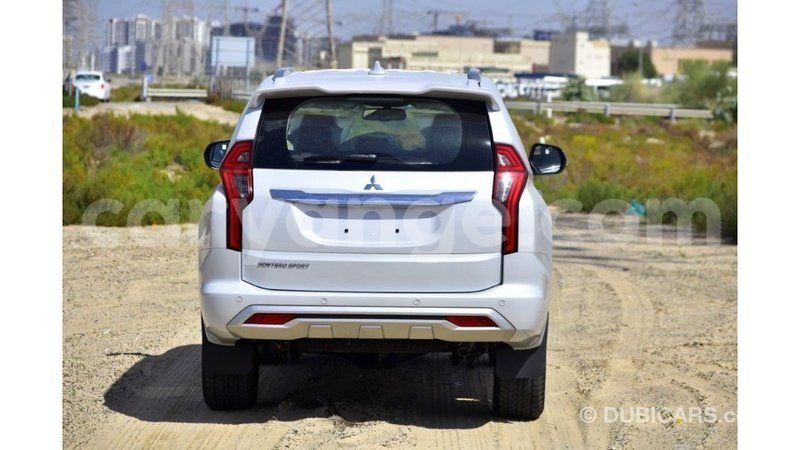 Big with watermark mitsubishi montero namibia import dubai 12209