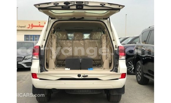 Buy Import Toyota Land Cruiser White Car in Import - Dubai in Namibia Buy Import Toyota Land Cruiser White Car in Import - Dubai in Namibia