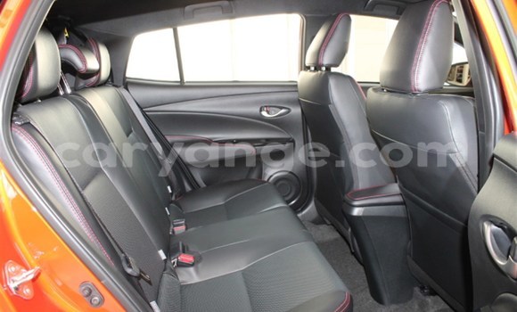 Acheter Occasion Voiture Toyota Yaris Rouge à Karasburg, Karas Acheter Occasion Voiture Toyota Yaris Rouge à Karasburg, Karas