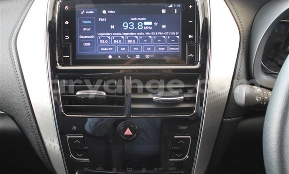 Acheter Occasion Voiture Toyota Yaris Rouge à Karasburg, Karas Acheter Occasion Voiture Toyota Yaris Rouge à Karasburg, Karas