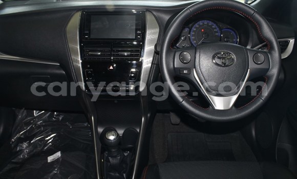 Acheter Occasion Voiture Toyota Yaris Blanc à Karasburg, Karas Acheter Occasion Voiture Toyota Yaris Blanc à Karasburg, Karas
