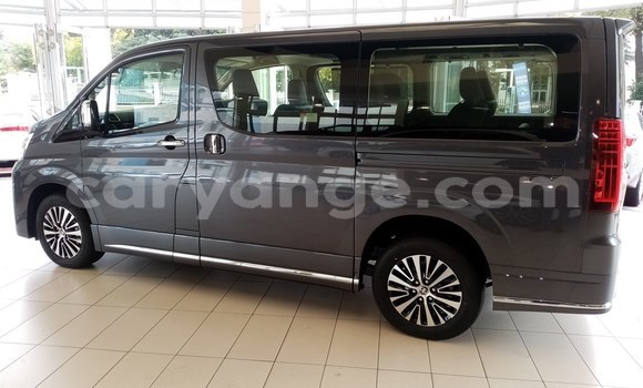 Acheter Occasion Voiture Toyota Sprinter Noir à Karasburg, Karas Acheter Occasion Voiture Toyota Sprinter Noir à Karasburg, Karas