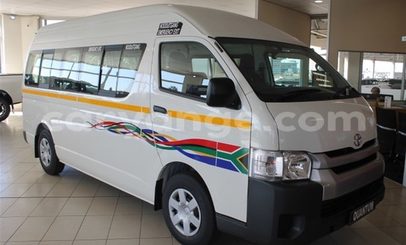 Acheter Occasion Voiture Toyota Sprinter Blanc à Karasburg, Karas Acheter Occasion Voiture Toyota Sprinter Blanc à Karasburg, Karas