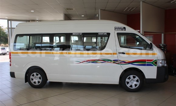 Acheter Occasion Voiture Toyota Sprinter Blanc à Karasburg, Karas Acheter Occasion Voiture Toyota Sprinter Blanc à Karasburg, Karas