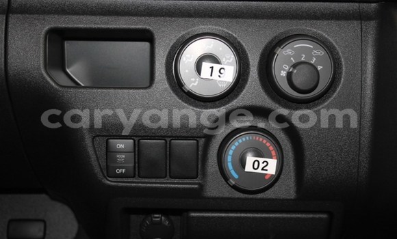 Acheter Occasion Voiture Toyota Sprinter Blanc à Karasburg, Karas Acheter Occasion Voiture Toyota Sprinter Blanc à Karasburg, Karas