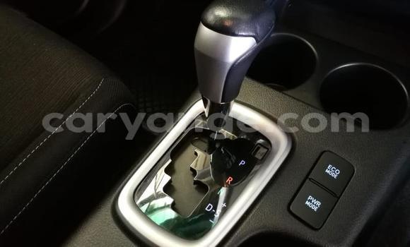 Acheter Occasion Voiture Toyota Hilux Blanc à Windhoek, Namibie Acheter Occasion Voiture Toyota Hilux Blanc à Windhoek, Namibie