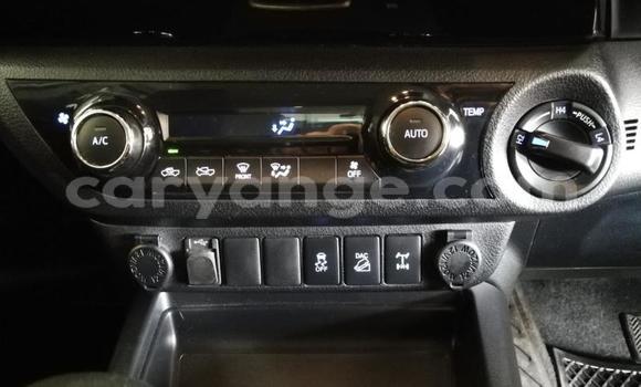 Acheter Occasion Voiture Toyota Hilux Blanc à Windhoek, Namibie Acheter Occasion Voiture Toyota Hilux Blanc à Windhoek, Namibie