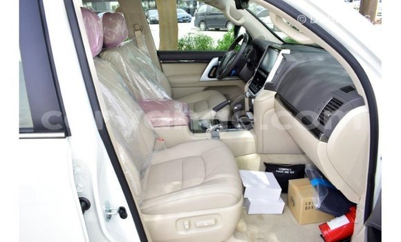 Buy Import Toyota Land Cruiser White Car in Import - Dubai in Namibia Buy Import Toyota Land Cruiser White Car in Import - Dubai in Namibia