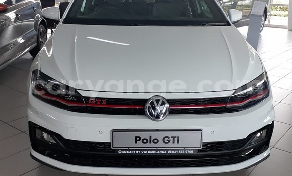 Acheter Occasion Voiture Volkswagen Polo Blanc à Gobabis, Omaheke Acheter Occasion Voiture Volkswagen Polo Blanc à Gobabis, Omaheke