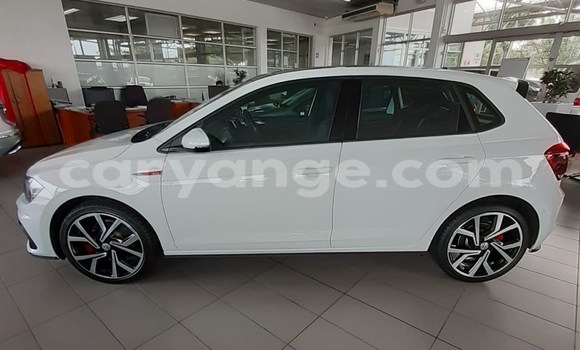 Acheter Occasion Voiture Volkswagen Polo Blanc à Gobabis, Omaheke Acheter Occasion Voiture Volkswagen Polo Blanc à Gobabis, Omaheke