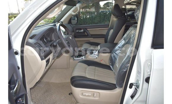 Buy Import Toyota Land Cruiser White Car in Import - Dubai in Namibia Buy Import Toyota Land Cruiser White Car in Import - Dubai in Namibia
